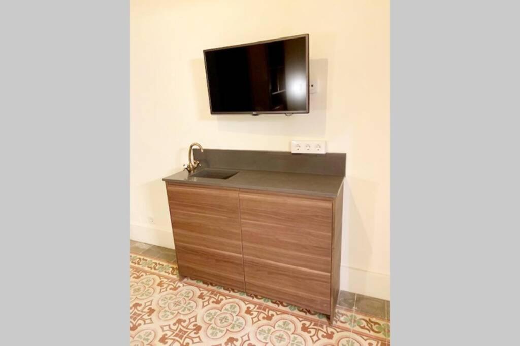 Cozy Studio With Balcony In The Best Place Apartment ซีเจส ภายนอก รูปภาพ